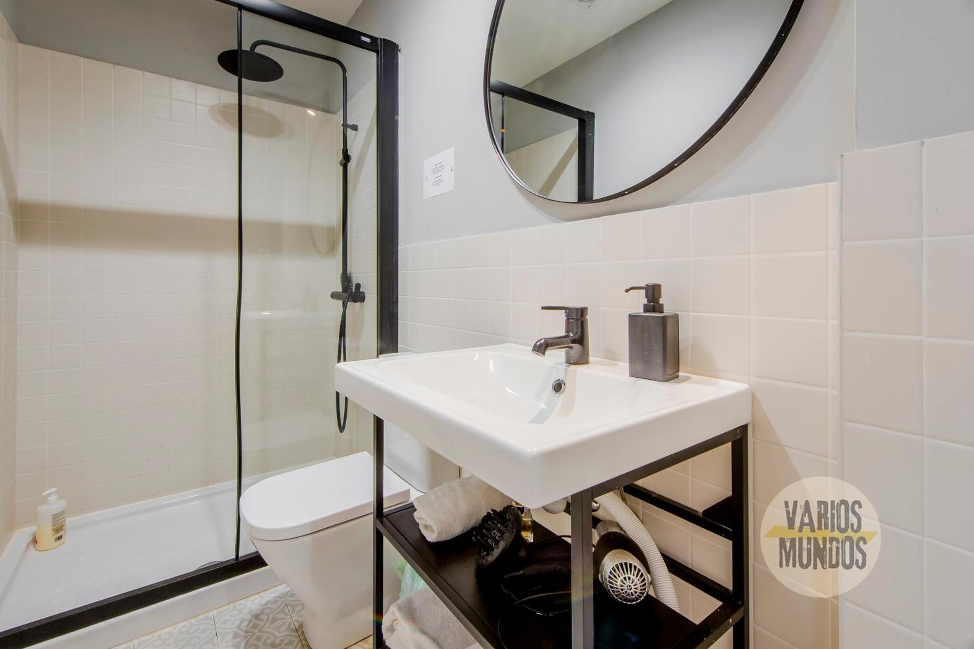 Modern Apt & Cool Interior Design A 20 Metros Del Retiro E1 Madrid Exterior foto