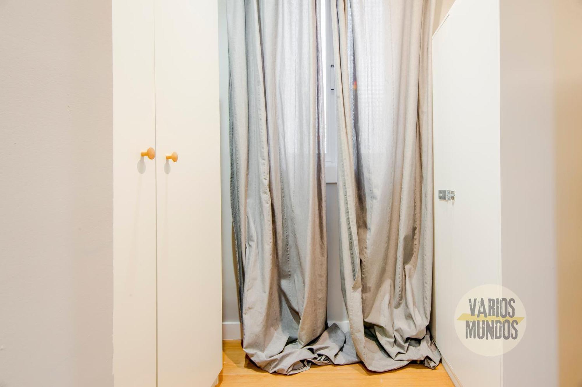 Modern Apt & Cool Interior Design A 20 Metros Del Retiro E1 Madrid Exterior foto